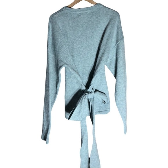 Flying Tomatoes Tie Sweater - Size L - Picture 3 of 4